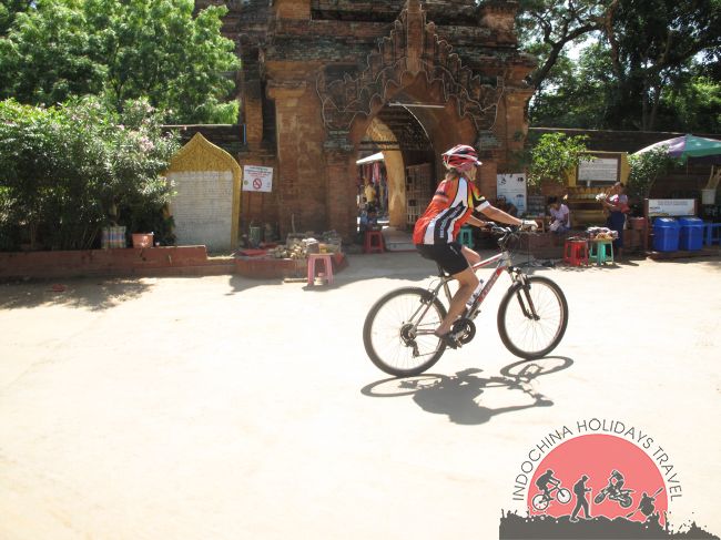 Thailand - Laos Biking To Vietnam  - 25 Days 4