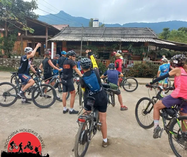 Luang Prabang Cycling To Vientiane – 7 days 4