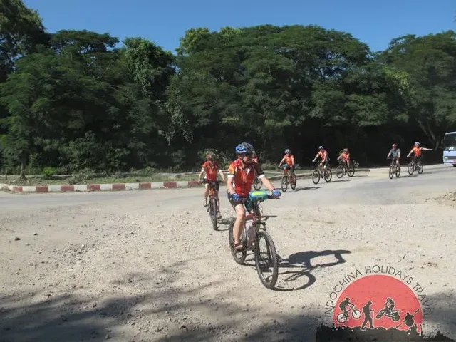 Thailand Border Biking To Vientiane Tour – 14 Days 4